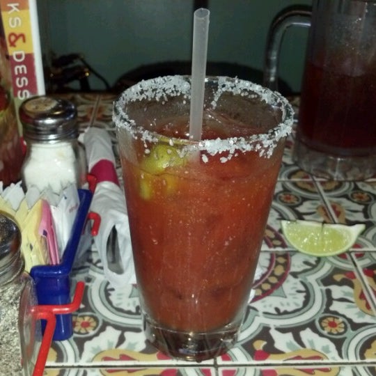 Photo taken at Chili&#39;s Grill &amp; Bar by Barbara G. on 9/28/2012