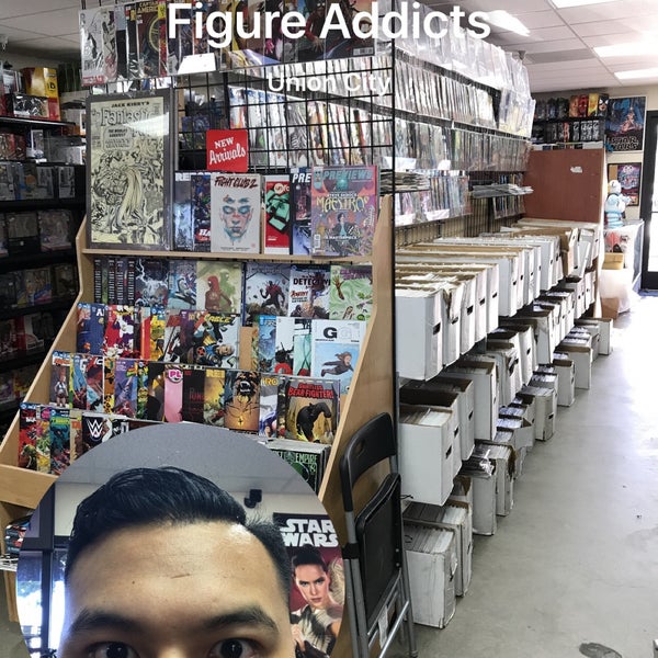 8/26/2017 tarihinde Glen C.ziyaretçi tarafından Comic &amp; Figure Addicts'de çekilen fotoğraf