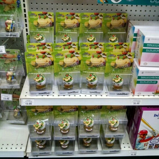 Toys"R"Us (Now Closed) Toy Store in Louisville