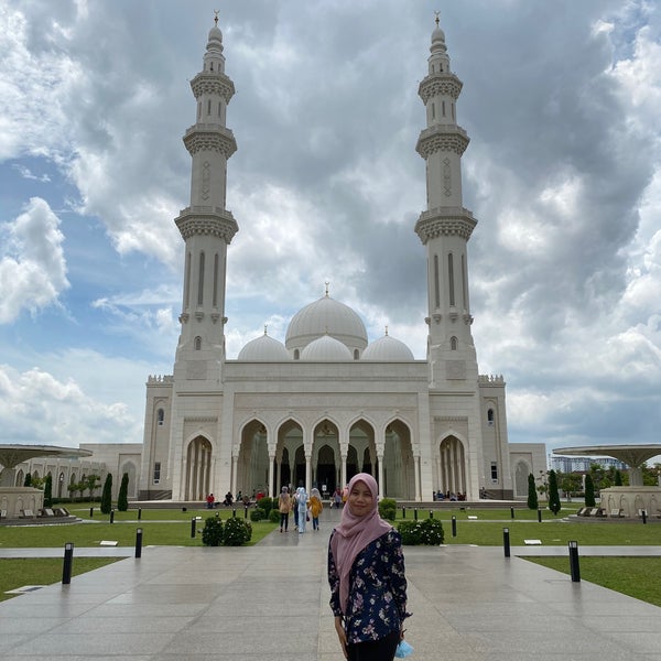 Photos At Masjid Sri Sendayan Mosque