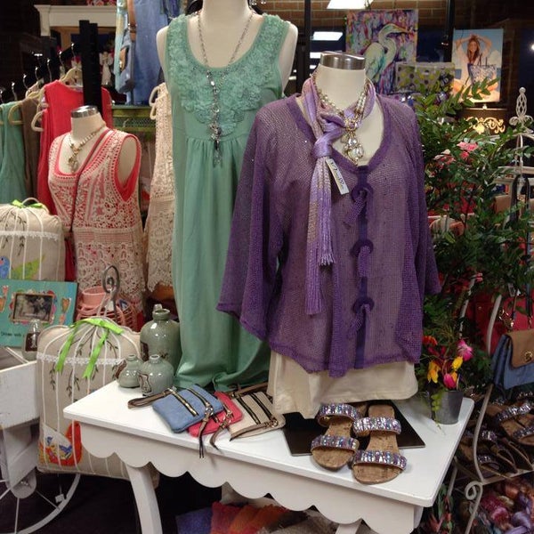 Belle Cottage Boutique In Mechanicsville