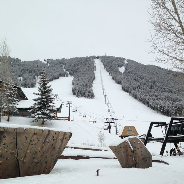 Photo taken at Snow King Ski Area and Mountain Resort by Jay W. on 12/24/2012