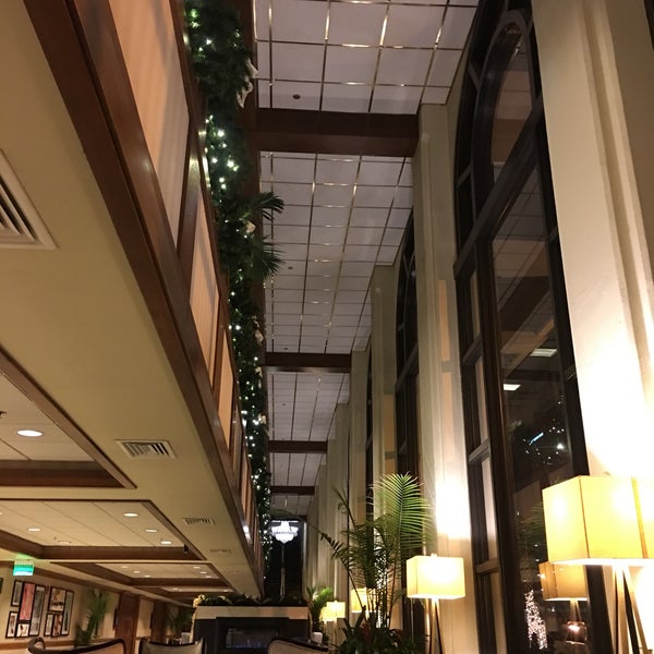 12/6/2018 tarihinde @wishboneandvine G.ziyaretçi tarafından Galt House Hotel'de çekilen fotoğraf