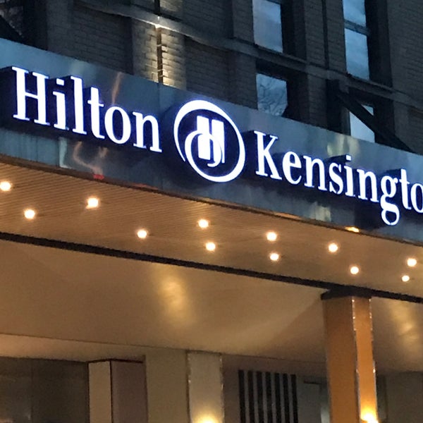 Foto tirada no(a) Hilton London Kensington por 🐝Nhag “. em 11/22/2017