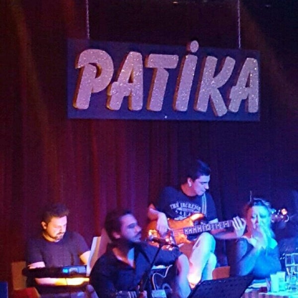 รูปภาพถ่ายที่ Patika Bar โดย Erhan Ç. เมื่อ 2/19/2016