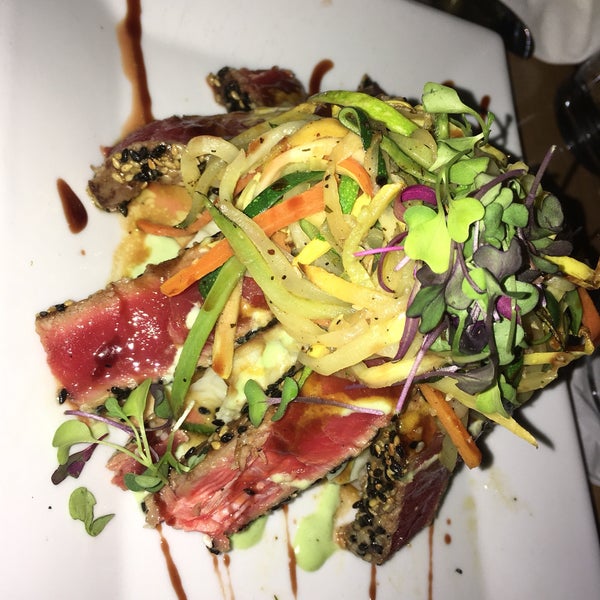 Ahi Tuna -> Highly recommended
