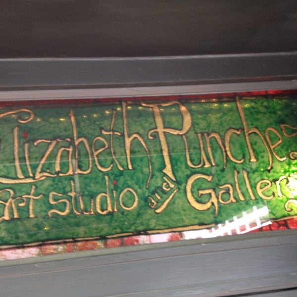 Elizabeth Punches Art Studio and Gallery The Strand 1 tip