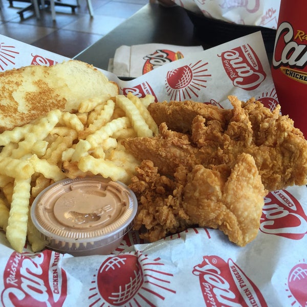 Photo taken at Raising Cane&#39;s Chicken Fingers by Tam G. on 4/23/2016