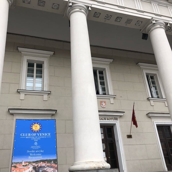 Foto scattata a Vilniaus rotušė | Town Hall da Anthony Z. il 6/7/2018