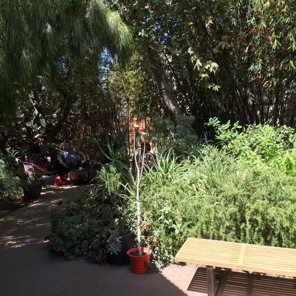 Elysian Restaurant in East LA