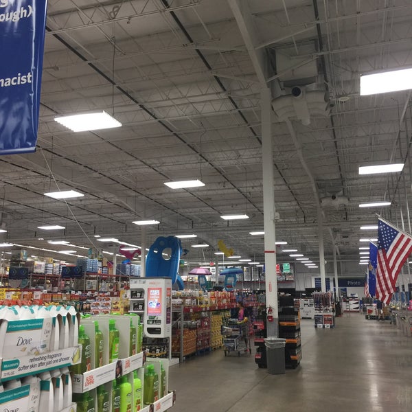 Photos at Sam's Club Warehouse or Wholesale Store in Wilmington
