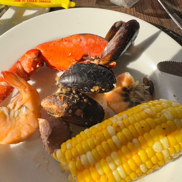 Joe's Crab Shack Seafood Restaurant in Oceanside