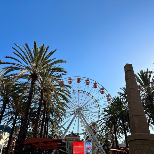 8/6/2023 tarihinde Paty G.ziyaretçi tarafından Irvine Spectrum Center'de çekilen fotoğraf