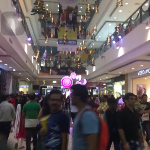 Photo taken at R City Mall by Shiladitya M. on 12/25/2016