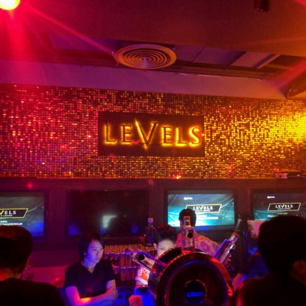 4/15/2017 tarihinde Shiladitya M.ziyaretçi tarafından Levels Club &amp; Lounge'de çekilen fotoğraf