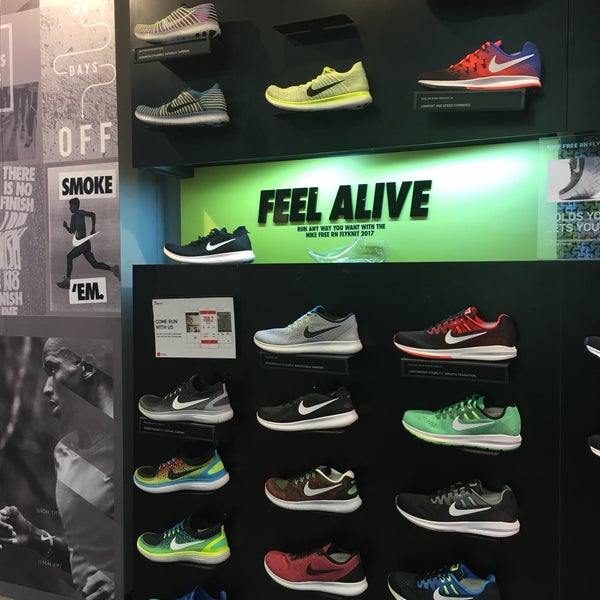 nike store linking road