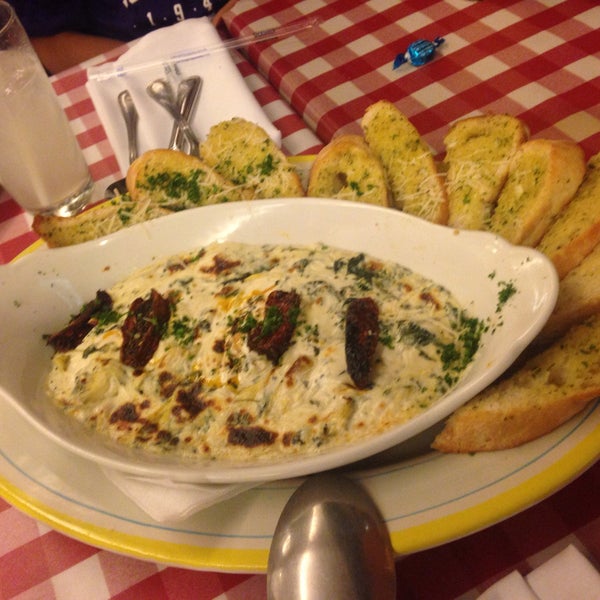 Italianni's Pizza, Pasta & Vino 176 tips