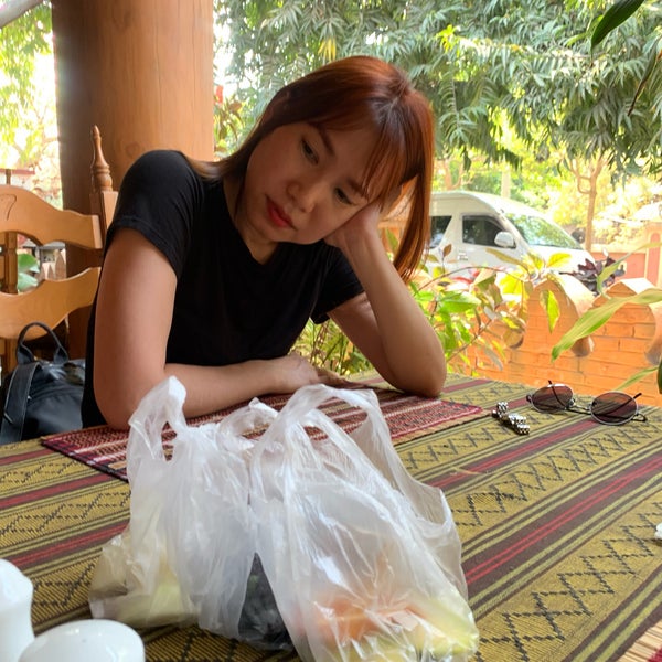 Foto scattata a 7 Sisters Restaurant da Nam Nắn Nót il 4/4/2019
