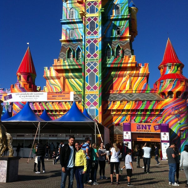 รูปภาพถ่ายที่ Beto Carrero World โดย Jomar F. เมื่อ 5/25/2013