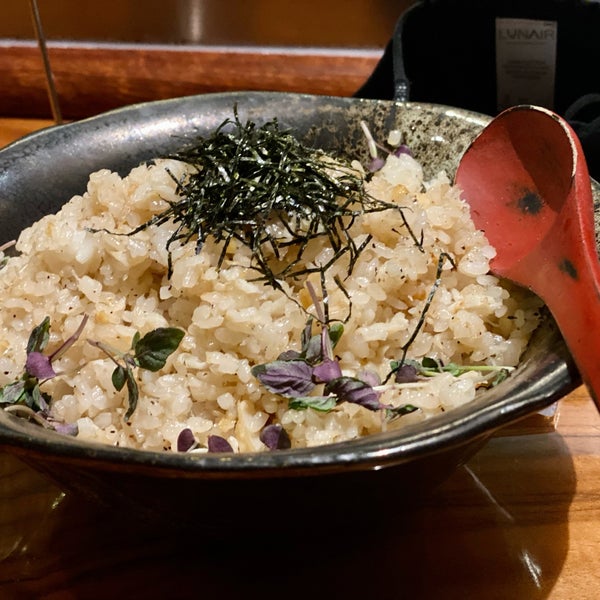 Foto diambil di Dragonfly Robata Grill &amp; Sushi oleh Gonçal B. pada 5/20/2021