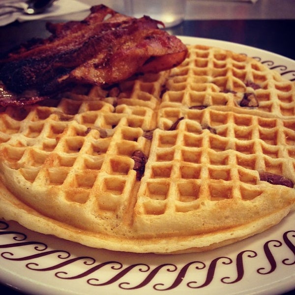 waffle house breakfast spot