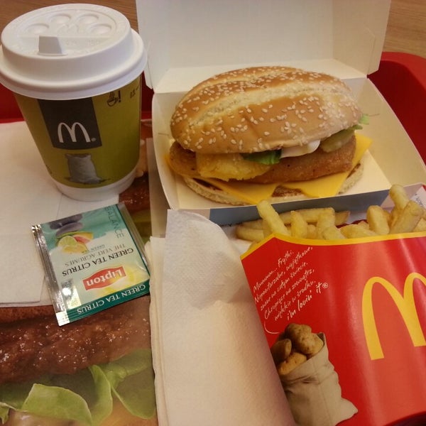 Photo taken at McDonald&#39;s by Kriss L. on 3/7/2013