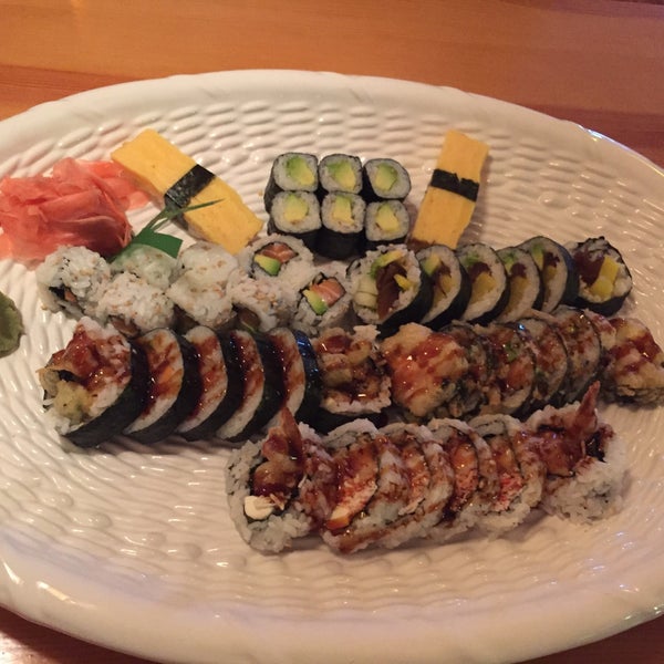 Das Foto wurde bei Tokyo Sushi von Diane W. am 8/28/2016 aufgenommen
