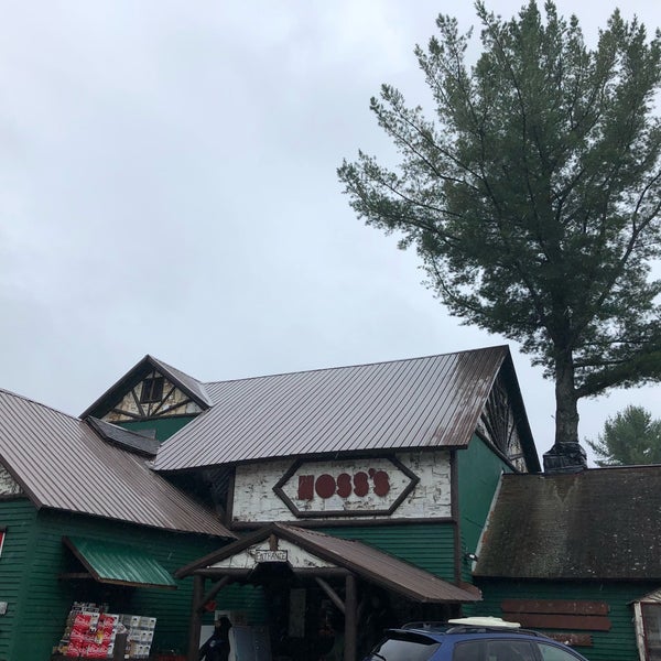 Hoss's Country Corner Long Lake, NY