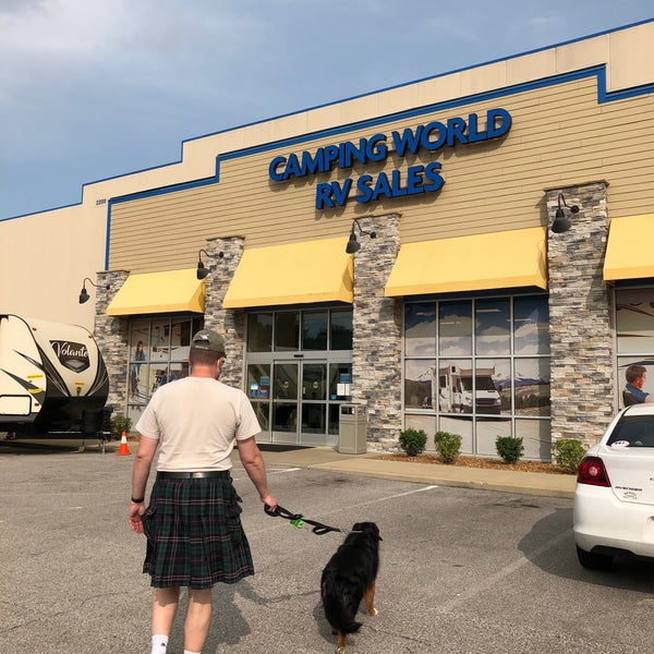 Are Dogs Allowed In Camping World