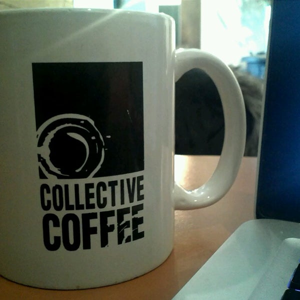 Foto diambil di Collective Coffee oleh DigitalFemme pada 11/12/2013