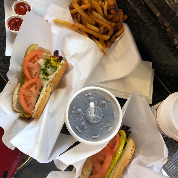 Photo taken at The Wiener&#39;s Circle by Cory M. on 3/3/2018