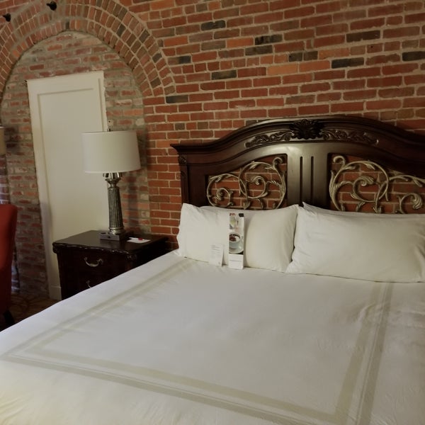 Historic mill Suites, exceptional staff, location across from the riverwalk