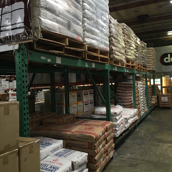 Fotos en Baker's Bodega Panadería en Pico Rivera