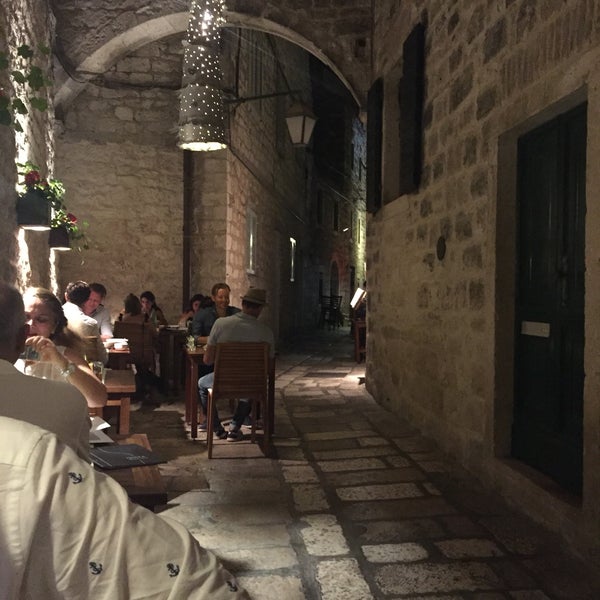 7/13/2017 tarihinde Ashleigh T.ziyaretçi tarafından Restaurant Giaxa'de çekilen fotoğraf