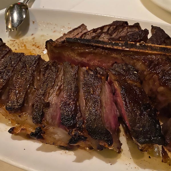 The steak is pretty good quality and served in the old fashioned style, very similar to Peter Lugers. Don’t order sauce, maybe a butter if you want. The baked Alaska is not that good, don’t get it