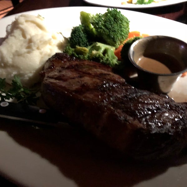 Pretty nice Steak, nothing unbelievable here but does a great job and the price is fair too
