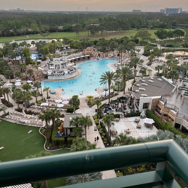 รูปภาพถ่ายที่ Orlando World Center Marriott โดย Andy M. เมื่อ 3/10/2023