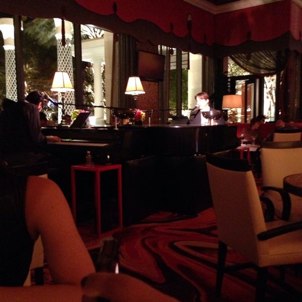 9/22/2013 tarihinde Leah W.ziyaretçi tarafından Eastside Lounge at Encore Las Vegas'de çekilen fotoğraf