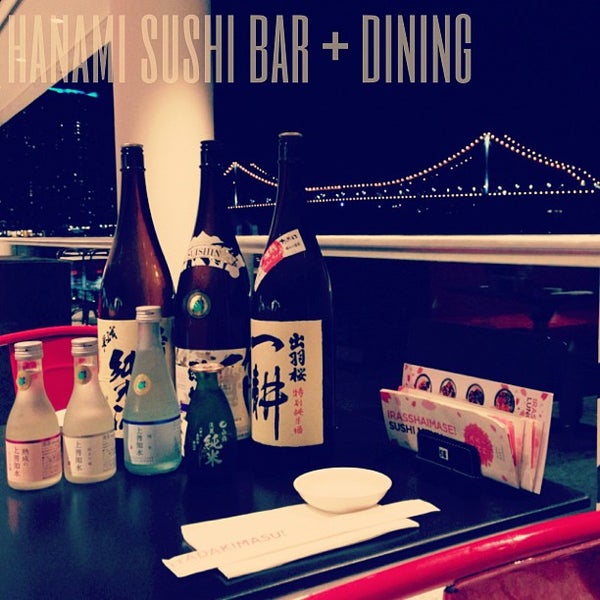 Foto tomada en Hanami Sushi Bar + Dining  por KING M. el 5/6/2013
