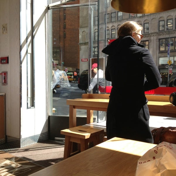 Photo taken at Pret A Manger by Heric A. on 3/26/2013