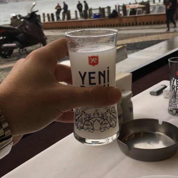 รูปภาพถ่ายที่ Beybalık Restaurant &amp; Sazende Fasıl โดย xxxxxxxxxxx เมื่อ 2/5/2017