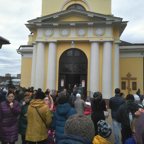 Подольск Троицкий собор памятник гренадерам