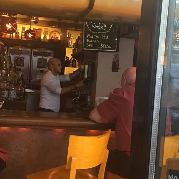 9/8/2016 tarihinde Tanika M.ziyaretçi tarafından Gabriela&#39;s Restaurant &amp; Tequila Bar'de çekilen fotoğraf