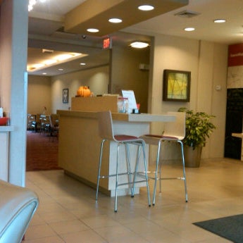Das Foto wurde bei TownePlace Suites by Marriott Harrisburg Hershey von gina f. am 11/25/2012 aufgenommen