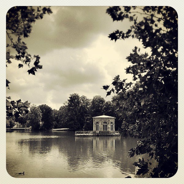 Jardin Anglais 1 Tip From 93 Visitors