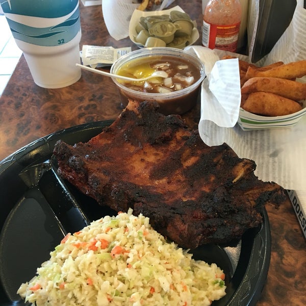 Peck's BBQ Staunton'da Barbekü Restoranı