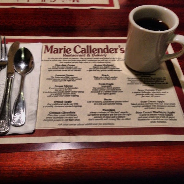 Photo taken at Marie Callender&#39;s by Richard H. on 12/14/2013