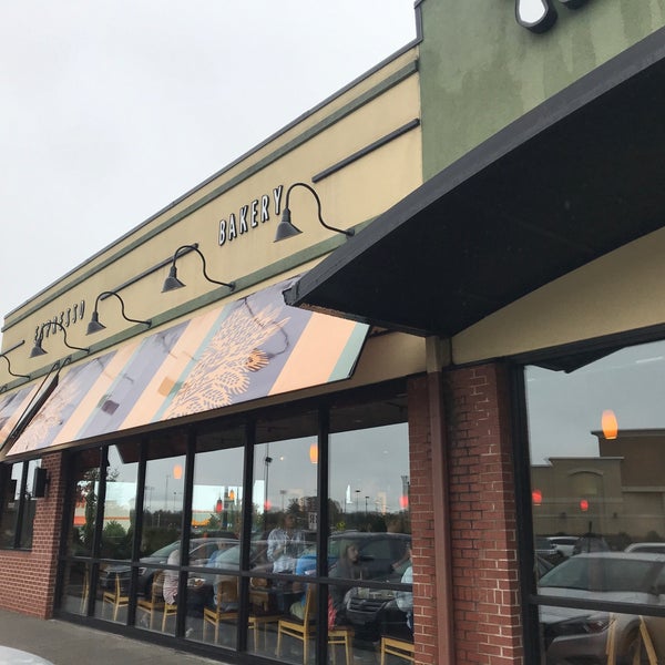 Panera Bread Bakery in Harrisonburg