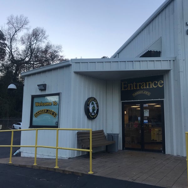 Ranger Joes Convenience Store in Columbus