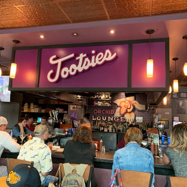 5/27/2019 tarihinde Gregory G.ziyaretçi tarafından Tootsies Orchid Lounge'de çekilen fotoğraf
